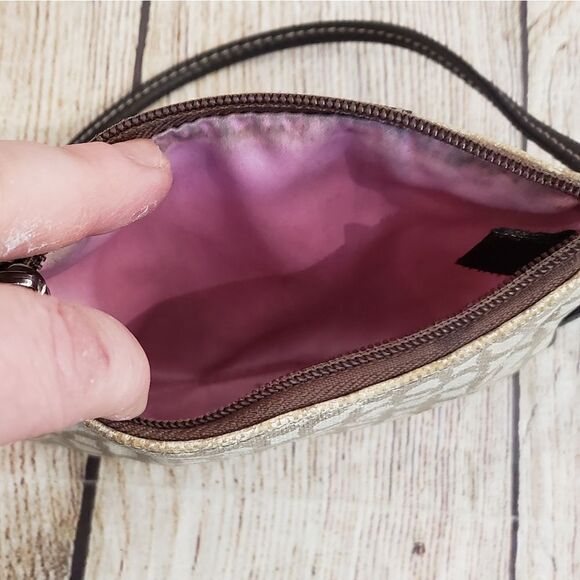 Coach Wristlet   - Picture 6 of 12